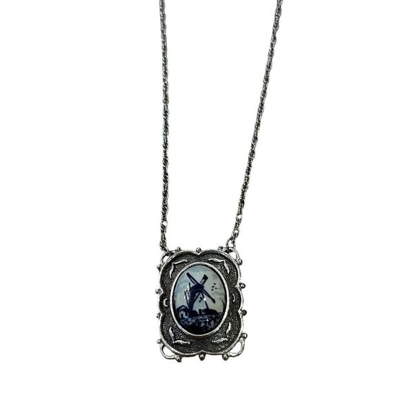 "KATRINA" Windmill Delft Pendant Charm Necklace Sarah Coventry Jewelry VTG - Picture 1 of 4
